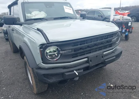 2022 Ford Bronco z USA, uszkodzony, nr VIN 1FMDE5BH9NLB39693
